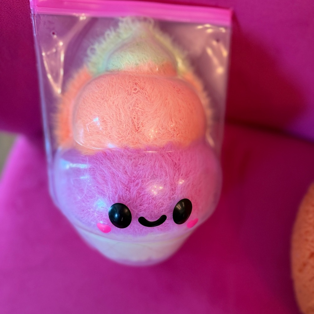 Fluffie Stuffiez never opened missing box